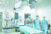 Nový operační ortopedický stůl usnadňuje práci zdravotníkům a nabízí větší komfort pro pacienty